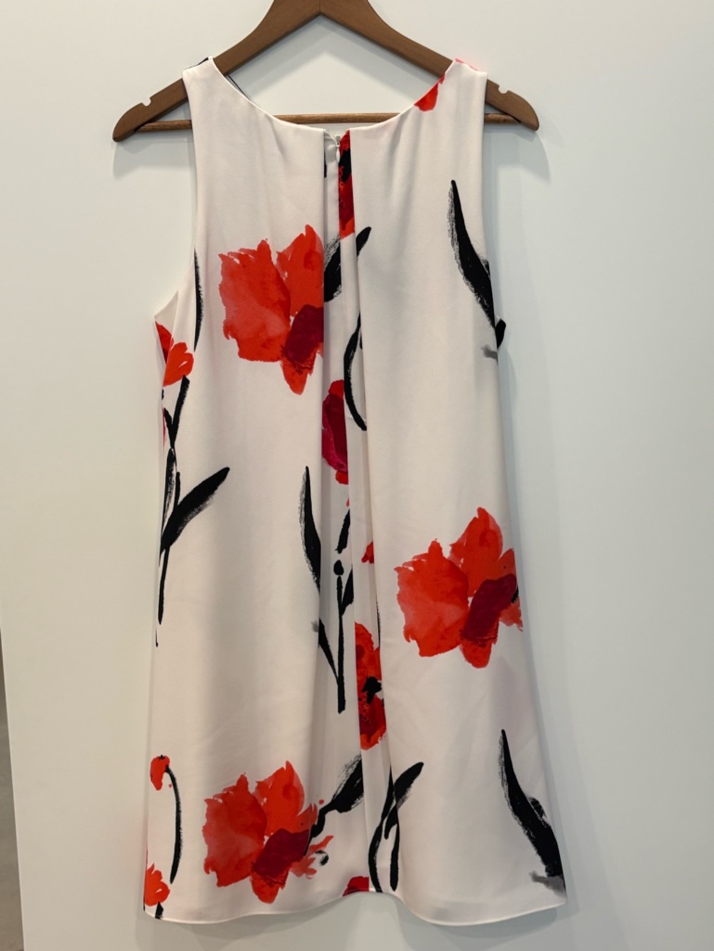 Lauren Ralph Lauren White Mini Dress with Red and Orange Floral Print - Picture 3 of 8